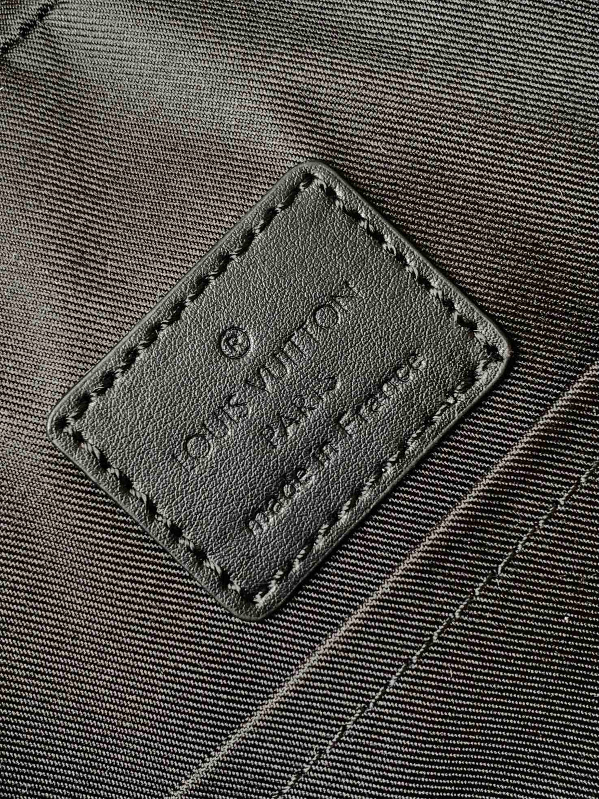 LOUIS VUITTON DISCOVERY BACKPACK 41 IN BLACK MONOGRAM MACASSAR CANVAS AND CALFSKIN