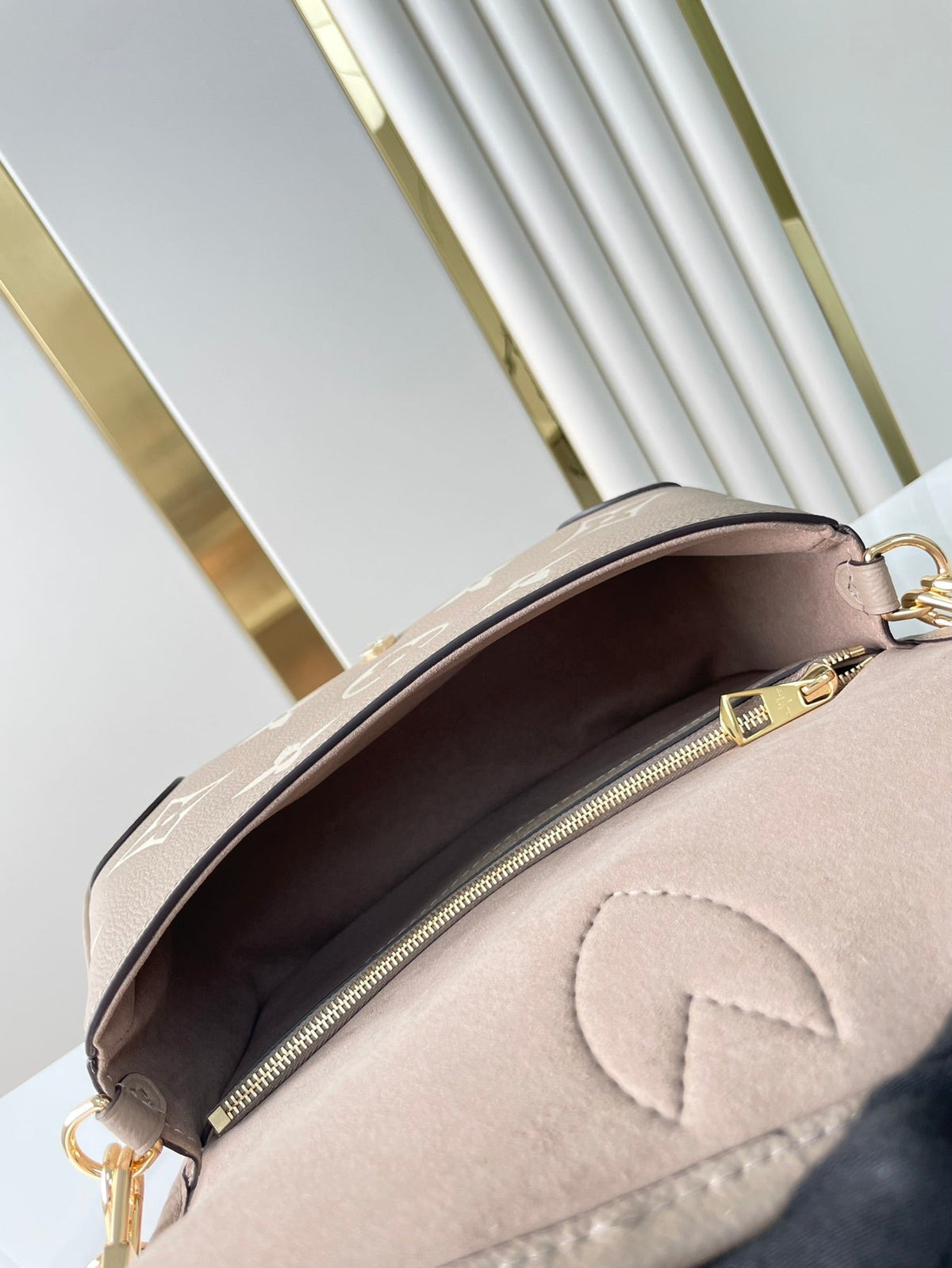 LOUIS VUITTON DIANE 23 IN TOURTERELLE WHITE MONOGRAM EMPREINTE LEATHER