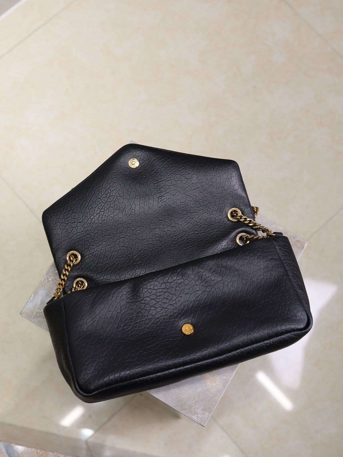 YSL 25S CALYPSO 30 IN BLACK GRAINED CALFSKIN GOLD HARDWRE