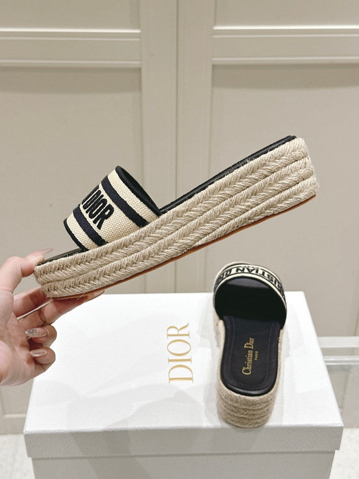 DIOR DWAY WEDGE SLIDES 45MM IN BLACK AND BEIGE FABRIC RAFFIA SOLE
