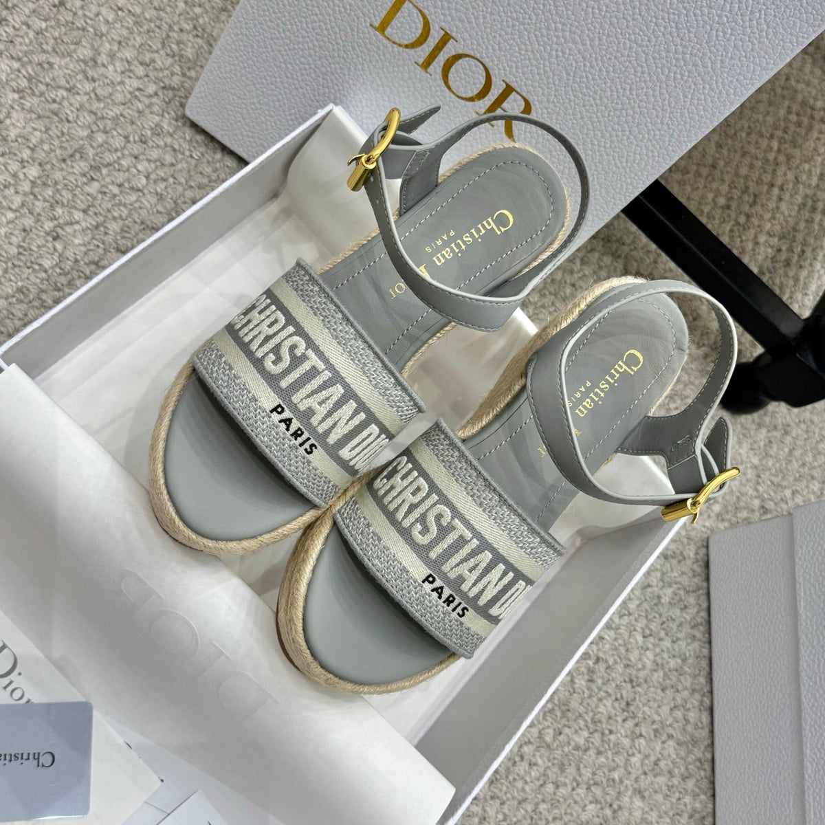 DIOR DWAY WEDGE SANDAL 25S 95MM IN GRAY EMBROIDERED COTTON RAFFIA SOLE