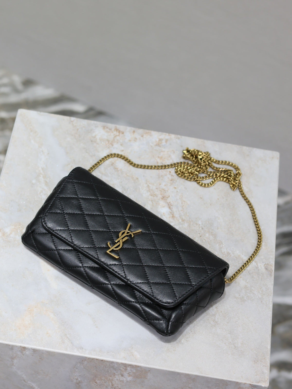 YSL 25S SAINT LAURENT GABY 19 IN BLACK QUILTED CALFSKIN GOLD HARDWARE